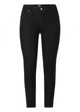 In Motion Cropped Pant